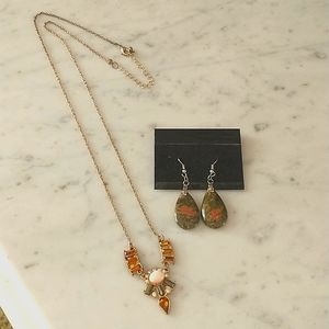 1928 Amber and Sage Drop Necklace